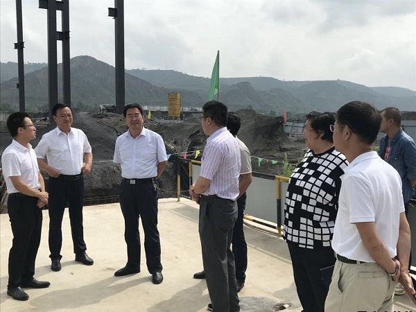 市人大常委會黨組副書記、副主任樊文浩一行調(diào)研泓源公司項目建設(shè)情況(圖2)